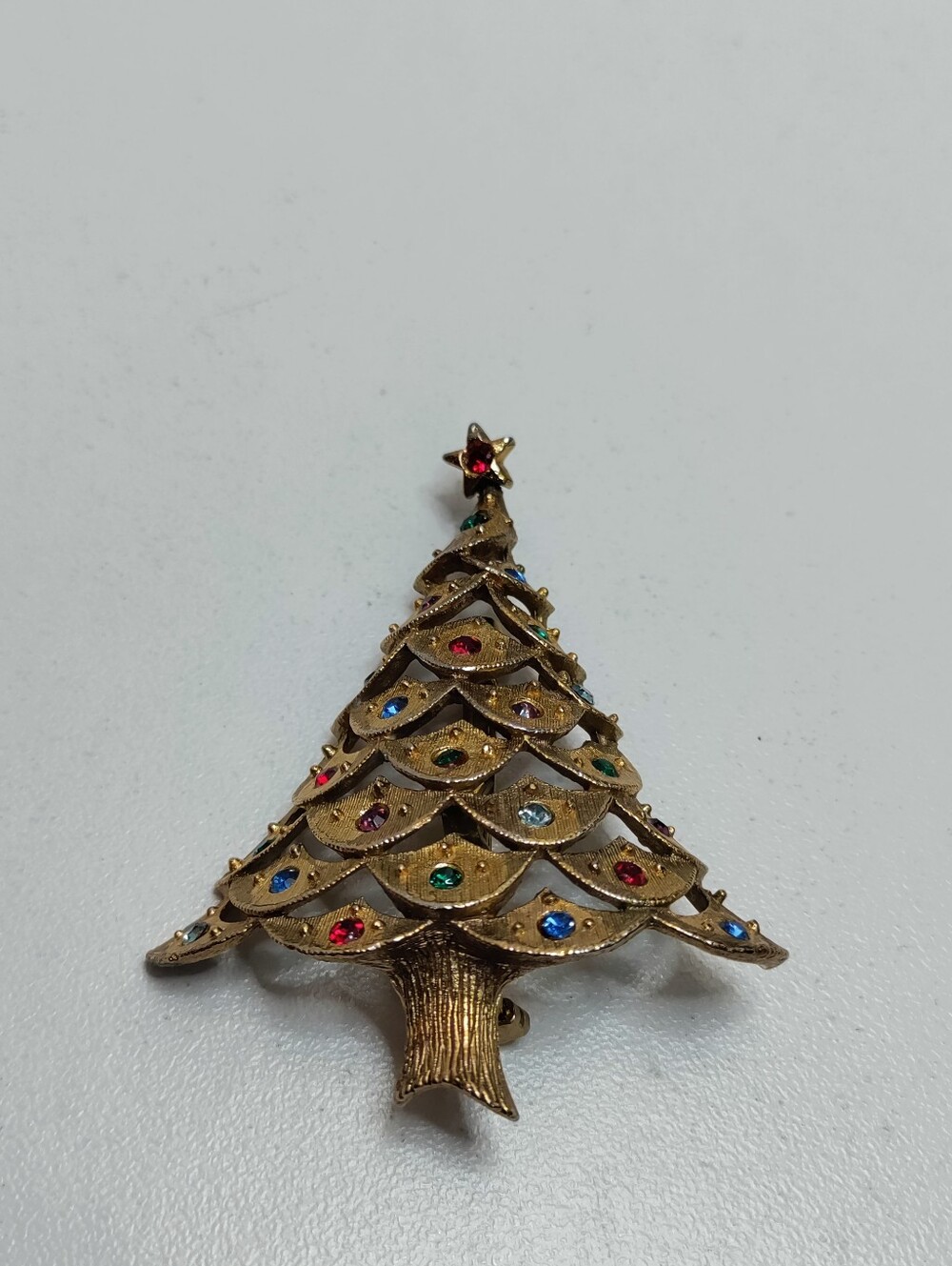 Jonette Jewelry Gold-Tone Multicolor Christmas Tree Brooch